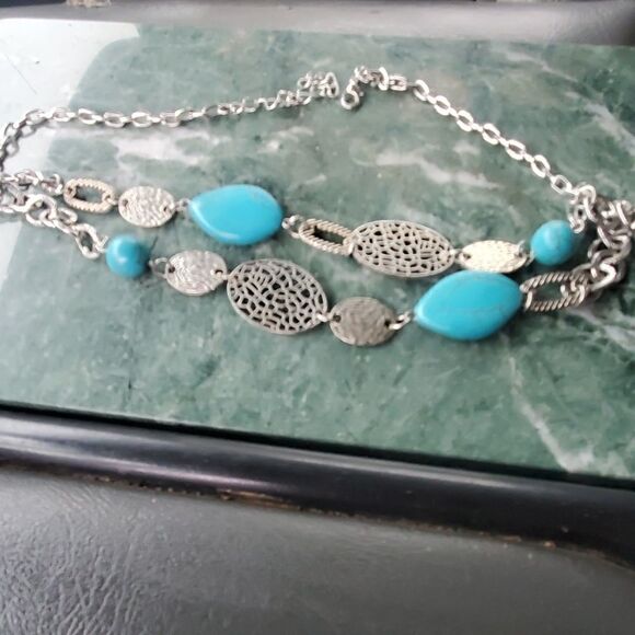 Tourquise & silver necklace  - Picture 2 of 3